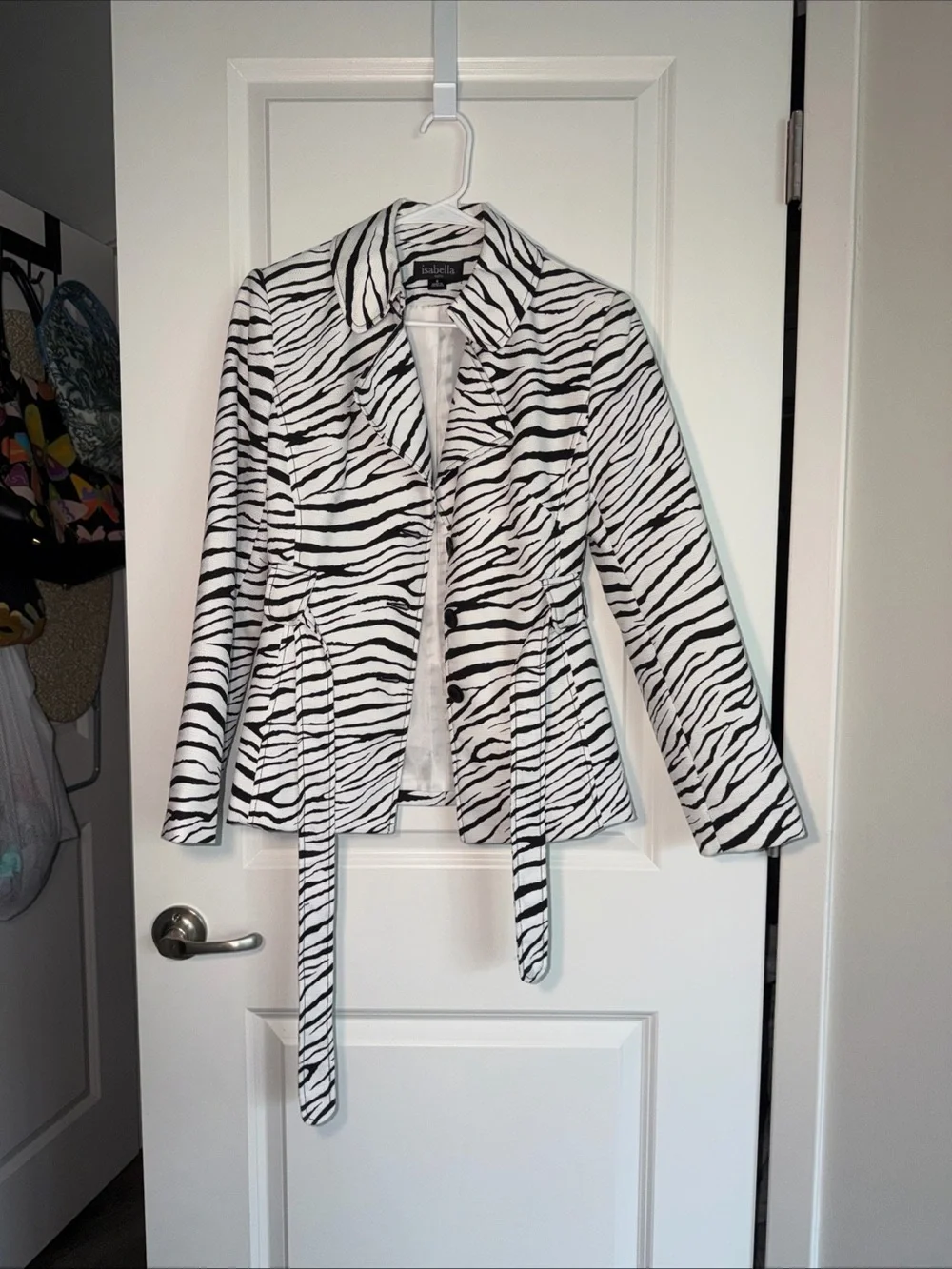 Izabella bold zebra
